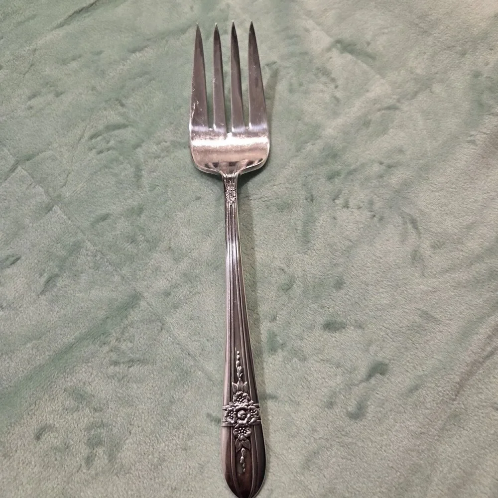 Vintage Wm Rogers Extra Plate Lot of 3 Salad Forks Triumph Pattern 1941